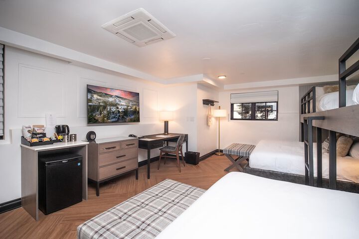 Room 60 of 102