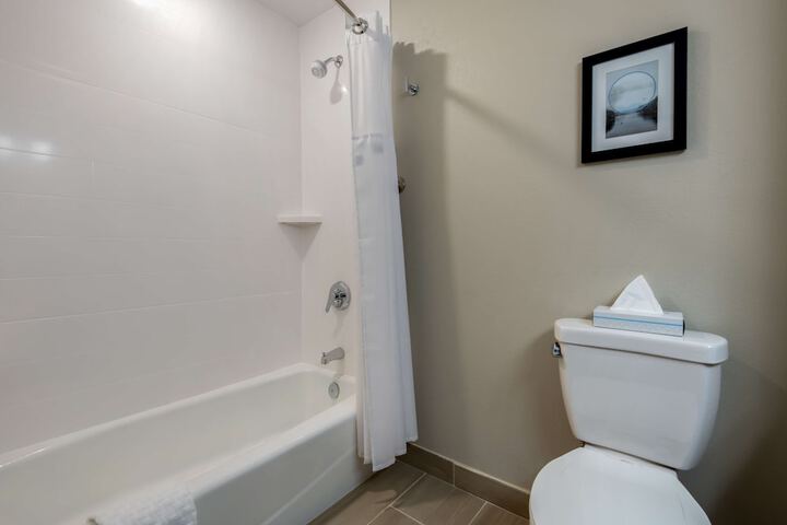 Room 20 of 43