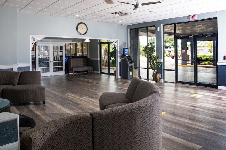 Days Inn by Wyndham Stuart