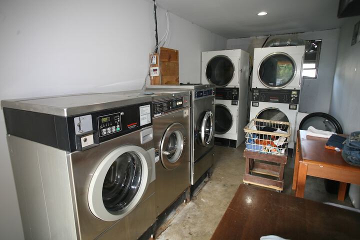 Room 13 of 31