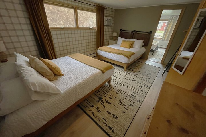 Room 33 of 53