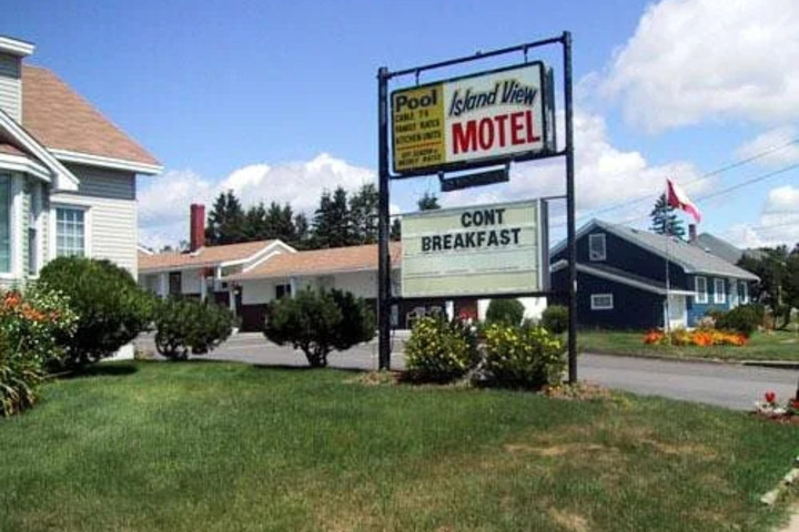 ISLAND VIEW MOTEL