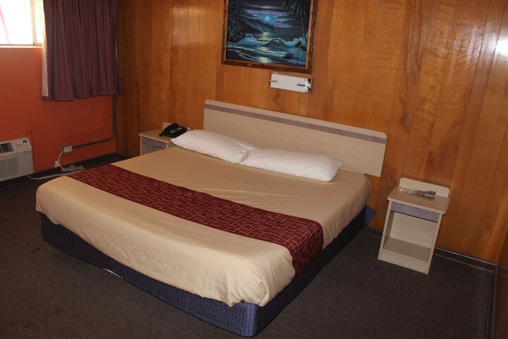 Room 20 of 24