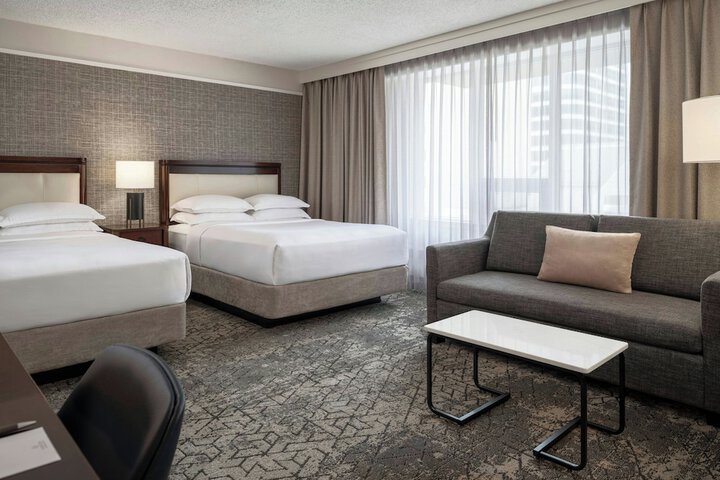Sheraton Cavalier Saskatoon Hotel