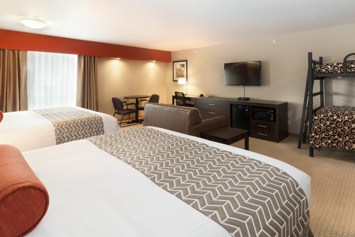 The Kanata by BCMInns Invermere