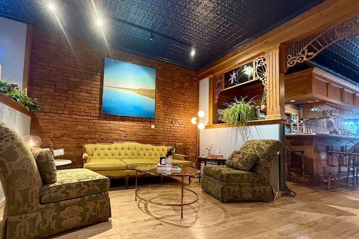 The Benjamin Hotel