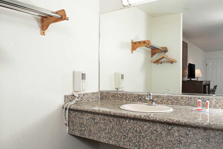 Executive Inn