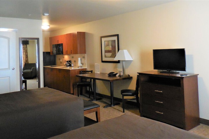 Room 25 of 42