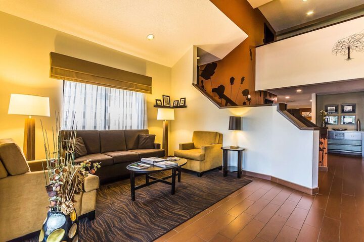 Hotel Interior 10 of 61