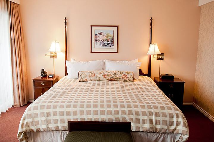 Room 7 of 46