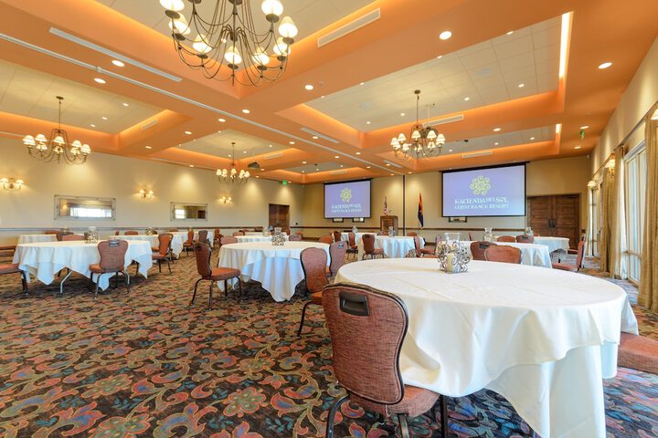 Hacienda Del Sol Guest Ranch Resort