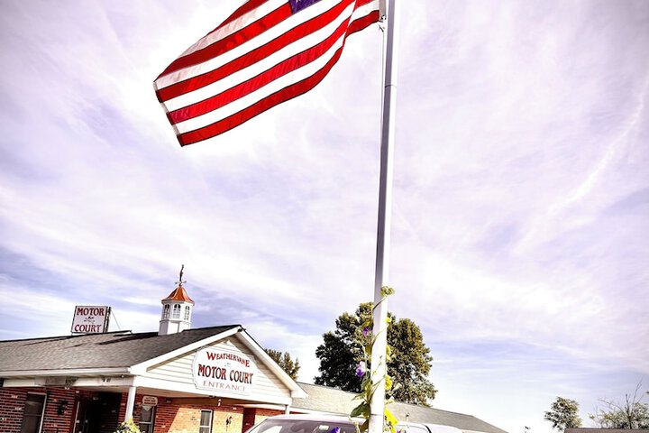 Weathervane Motor Court