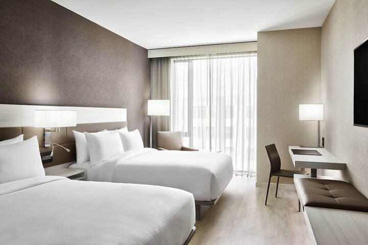 Room 21 of 66