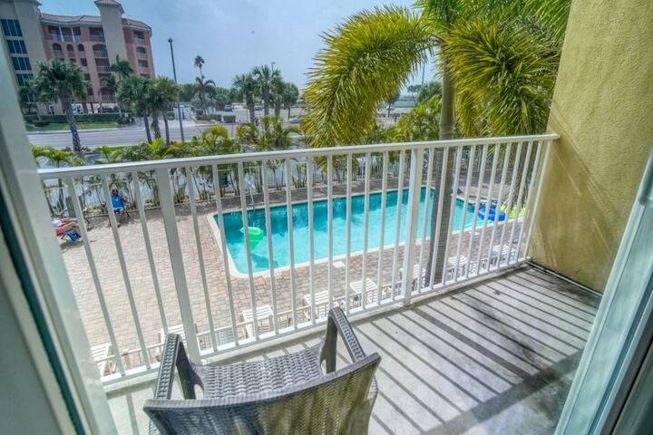 Treasure Island Hotel and Marina