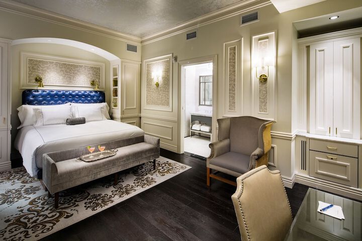 Room 21 of 69