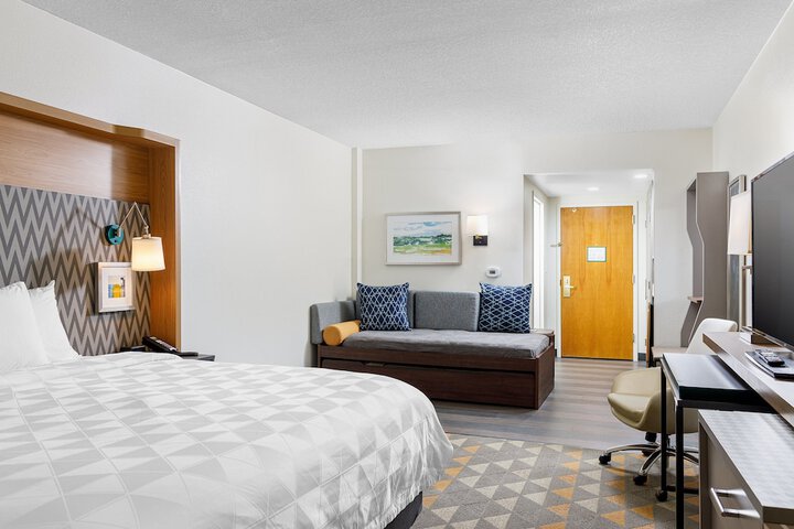 Holiday Inn Cleveland by IHG