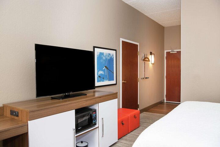 Hampton Inn Erie-South
