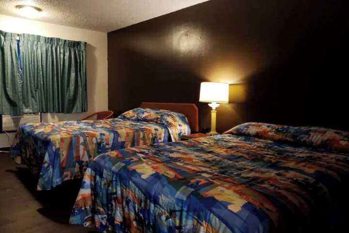 Room 15 of 21