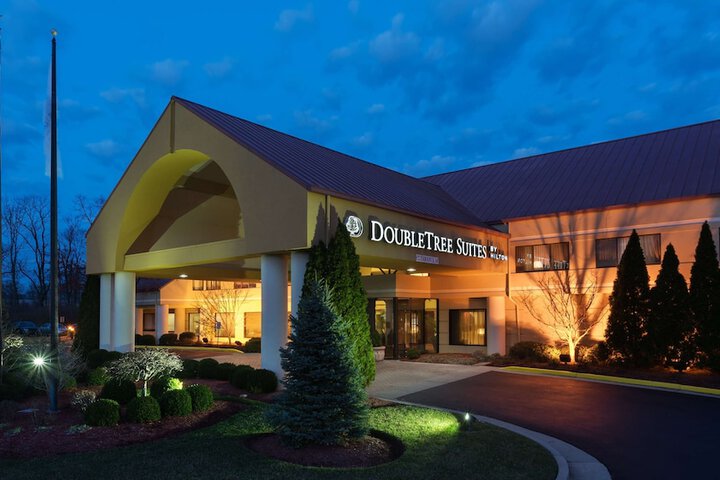 DoubleTree Suites by Hilton Hotel Cincinnati - Blue Ash