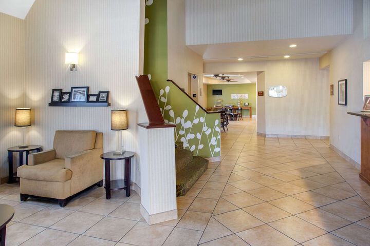 Hotel Interior 10 of 37