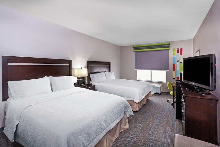 Room 21 of 32