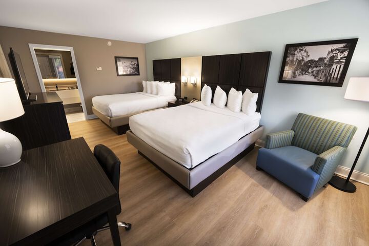 Room 14 of 38