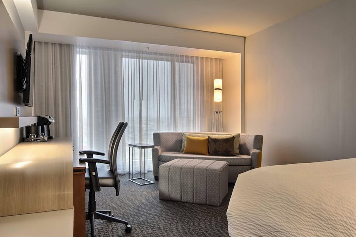 Room 46 of 70