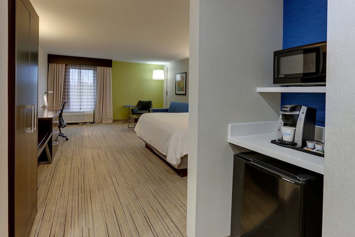 Holiday Inn Express & Suites Troy by IHG