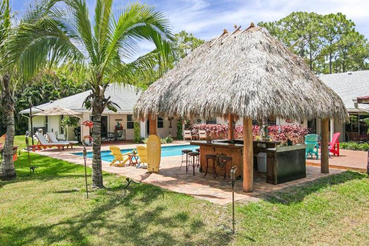 Private Tropical Paradise Guesthouse!