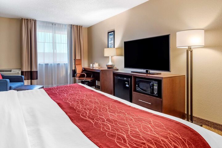 Room 30 of 62