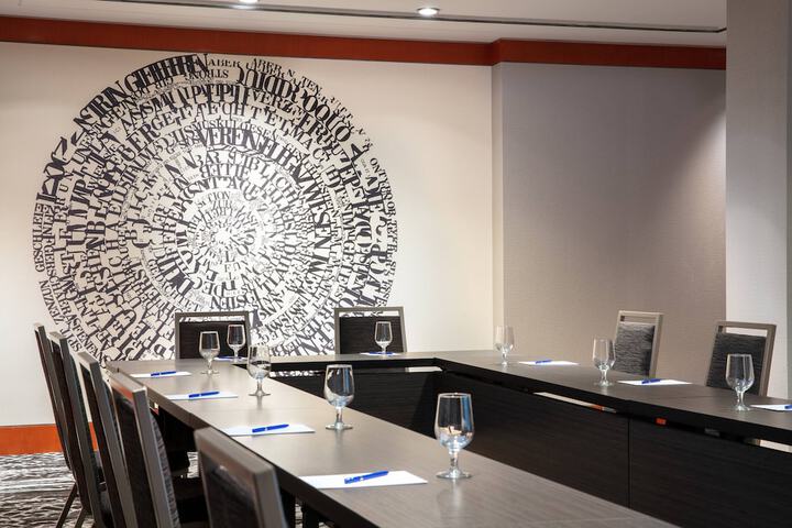 Delta Hotels by Marriott Vancouver Downtown Suites - Downtown Vancouver