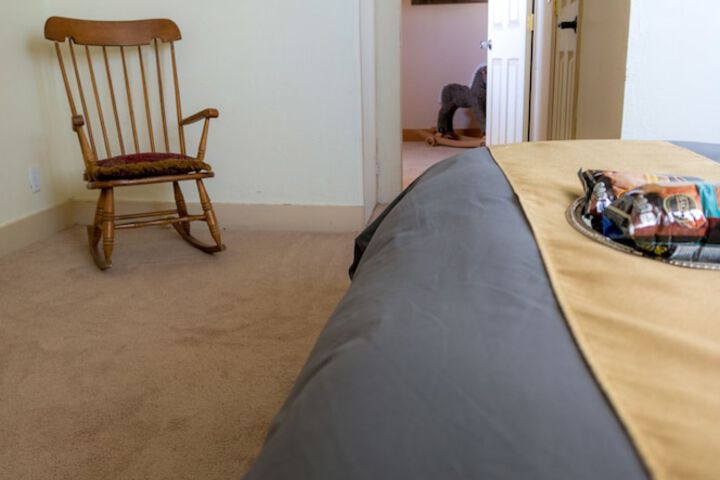 Room 13 of 20