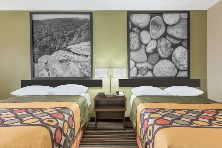 Super 8 by Wyndham Bryant Little Rock Area