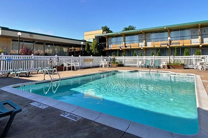 Ramada by Wyndham Rome / Verona