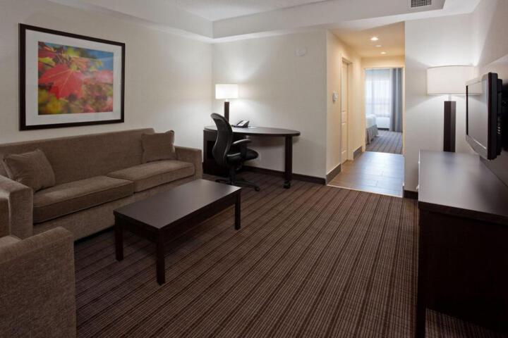 Holiday Inn Express & Suites New Liskeard by IHG