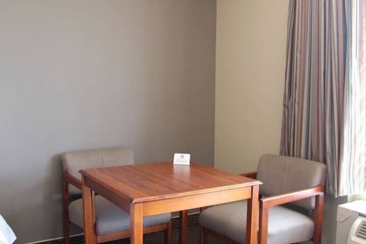 Room 46 of 76