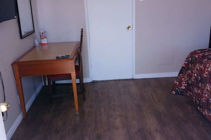 Room 11 of 57