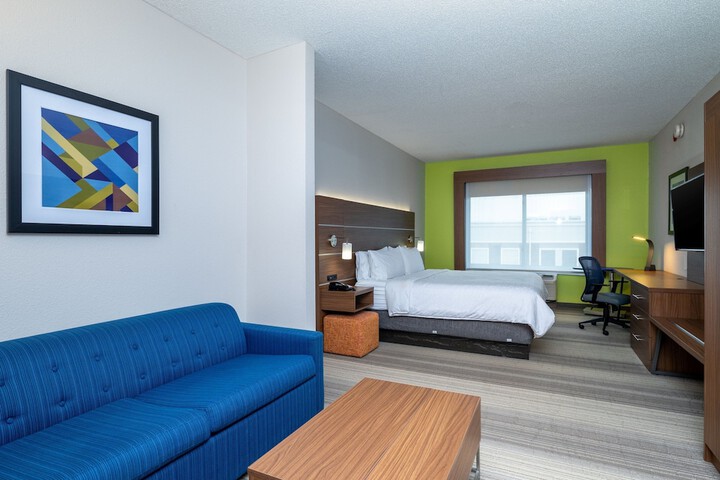 Room 29 of 48