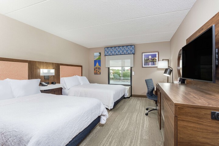 Room 40 of 71