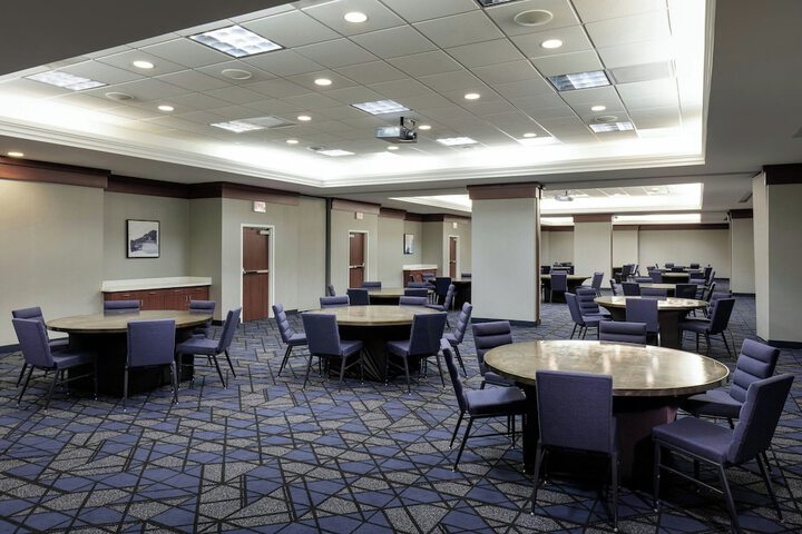 Courtyard by Marriott Wichita at Old Town