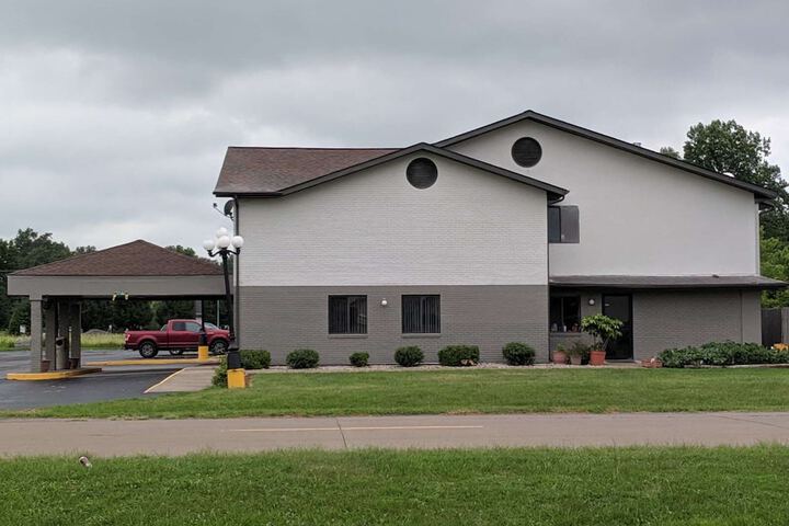 Americas Best Value Inn West Frankfort