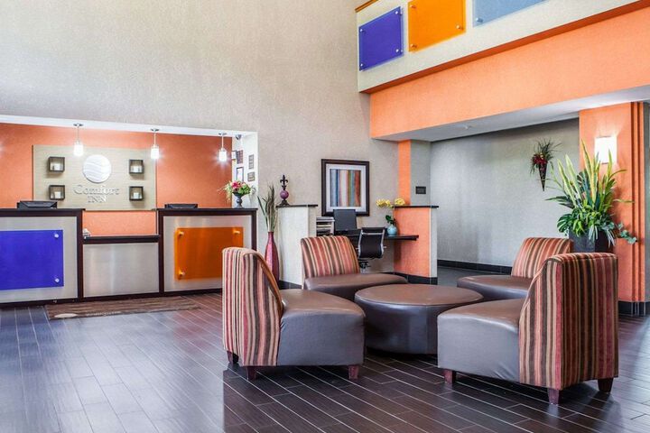 Hotel Interior 6 of 35