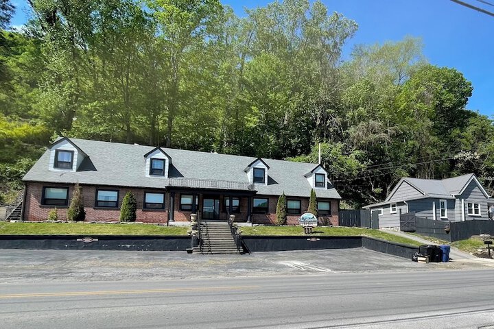 Pine Mountain Inn