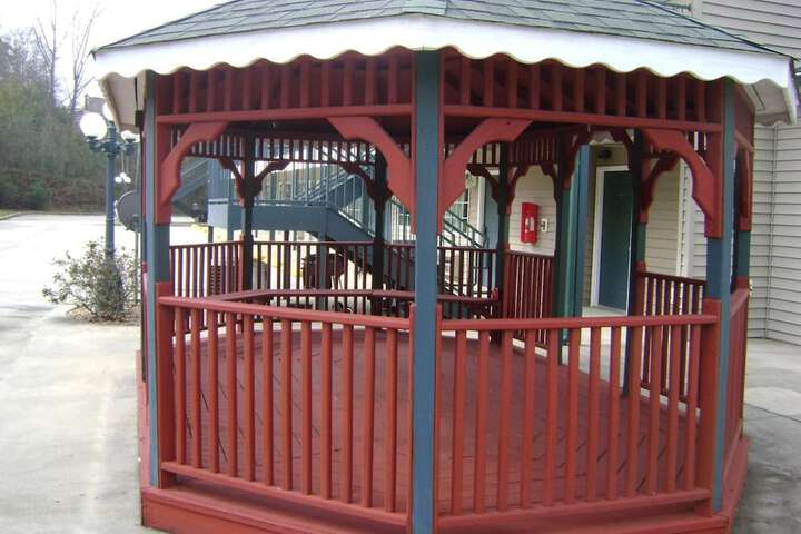 Property Grounds 41 of 41