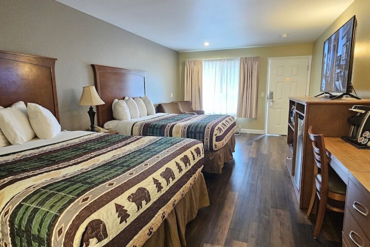 Room 17 of 40