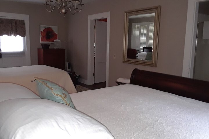 Room 12 of 18