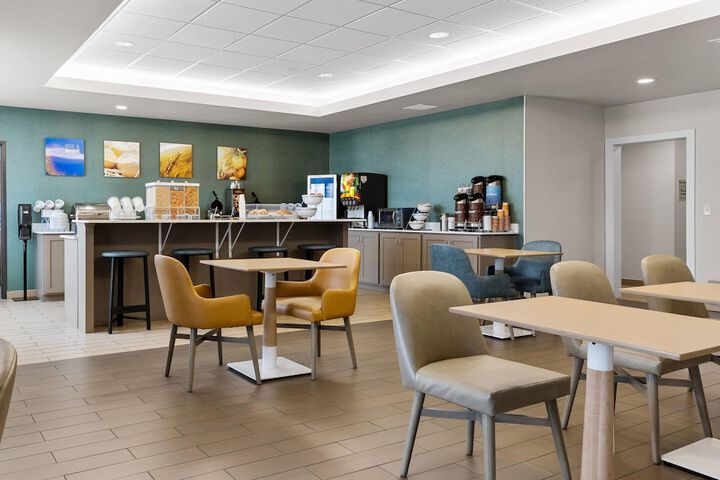 Comfort Inn & Suites Marion I-57