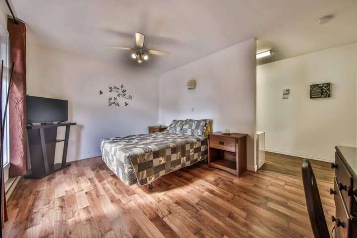 Room 13 of 31