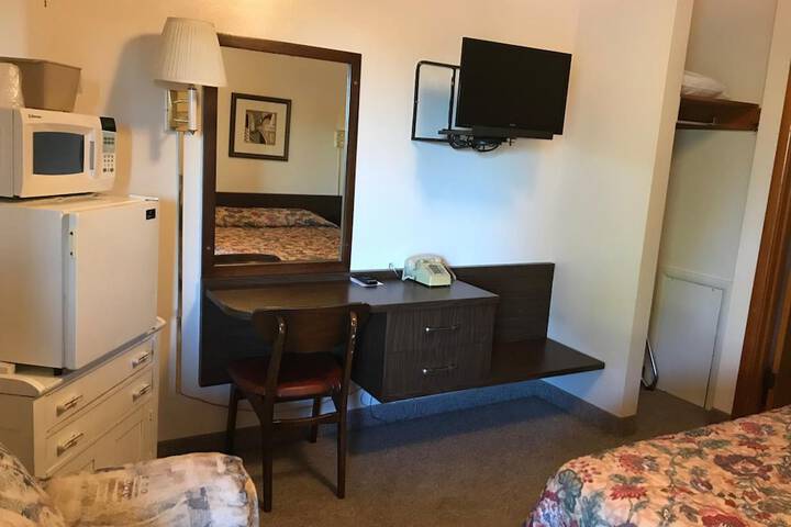 Room 37 of 52