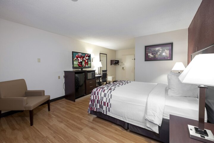 Room 12 of 33